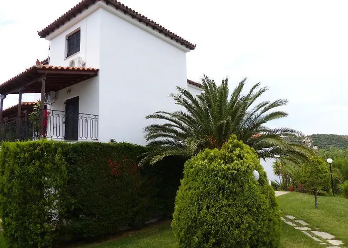 Xanthippi * Agia Paraskevi (Skiathos)